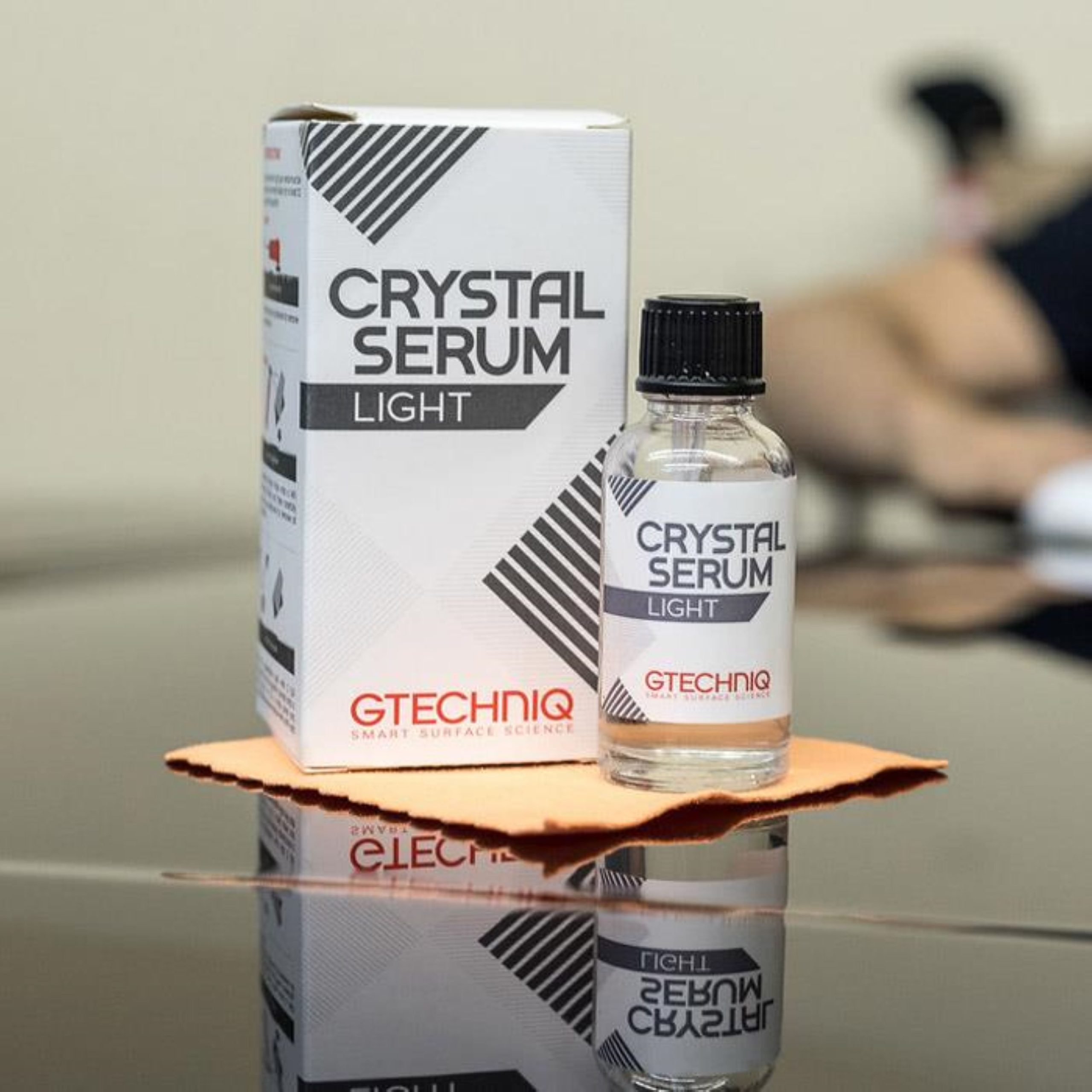 GTECHNIQ CRYSTAL SERUM LIGHT 30ML - Image 2