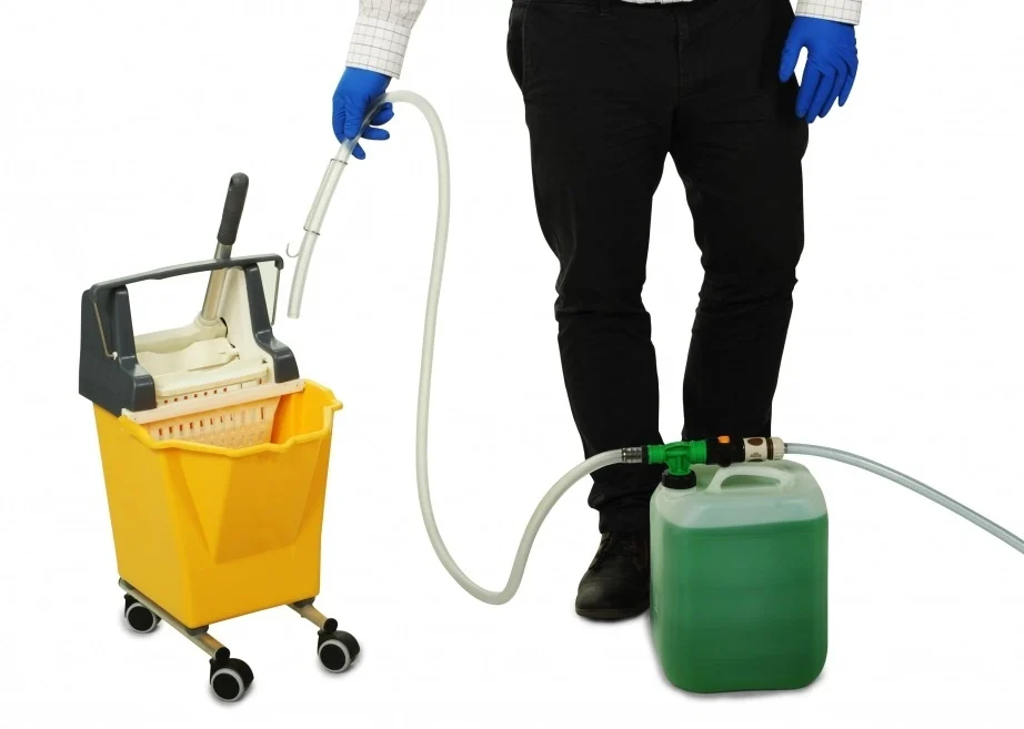 PORTADOZ PORTABLE FILLING SYSTEM FOR LIQUID CHEMICALS - Image 2